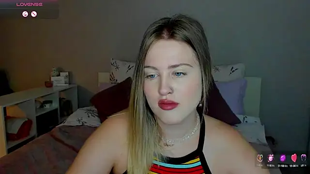 Snapshot of _Sarah_Soul_ chatting on September 30, 12:16 am Sarah Soul online show from September 30, 12:16 am