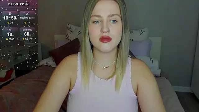Snapshot of _Sarah_Soul_ chatting on October 8, 12:26 am Sarah Soul online show from October 8, 12:26 am