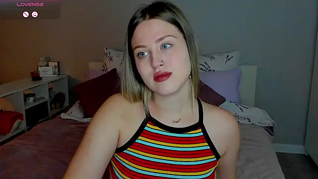 Snapshot of _Sarah_Soul_ chatting on October 17, 12:14 am Sarah Soul online show from October 17, 12:14 am