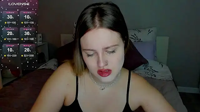 Snapshot of _Sarah_Soul_ chatting on October 12, 12:13 am Sarah Soul online show from October 12, 12:13 am