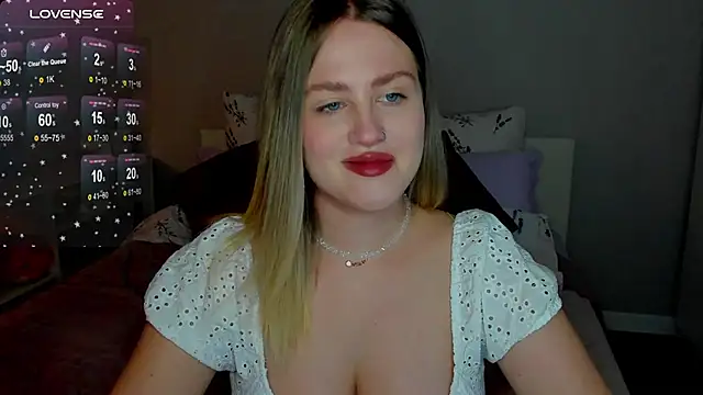 Snapshot of _Sarah_Soul_ chatting on October 4, 12:49 am Sarah Soul online show from October 4, 12:49 am