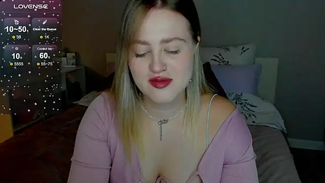 Snapshot of _Sarah_Soul_ chatting on October 3, 12:38 am Sarah Soul online show from October 3, 12:38 am