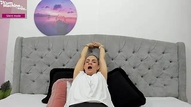 Valesskahall online show from November 12, 12:25 pm