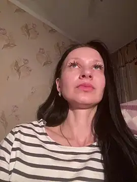 Starry Siren online show from February 24, 5:55 pm