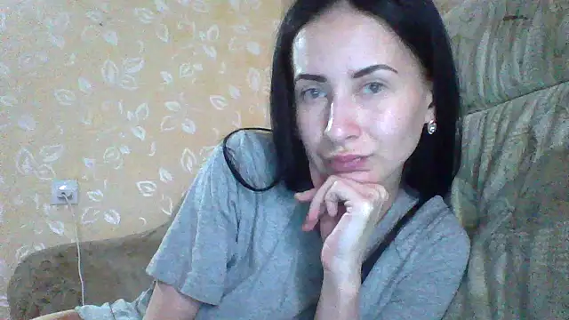 Starry Siren online show from June 15, 2:28 pm