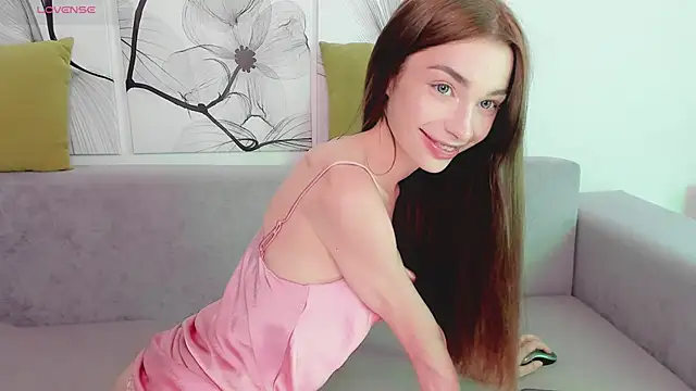 AngelinaWett online show from June 27, 2:01 pm