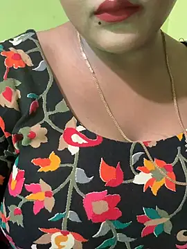 Ayesha mahi online show from June 22, 8:44 am