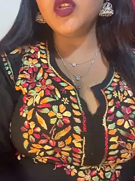 Ayesha mahi online show from November 9, 11:50 am