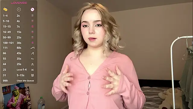 ZaraCreedon online show from March 1, 6:02 am