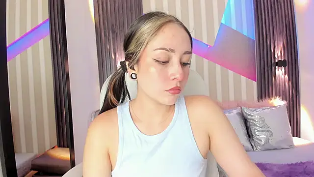 emily layton online show from October 5, 4:23 pm