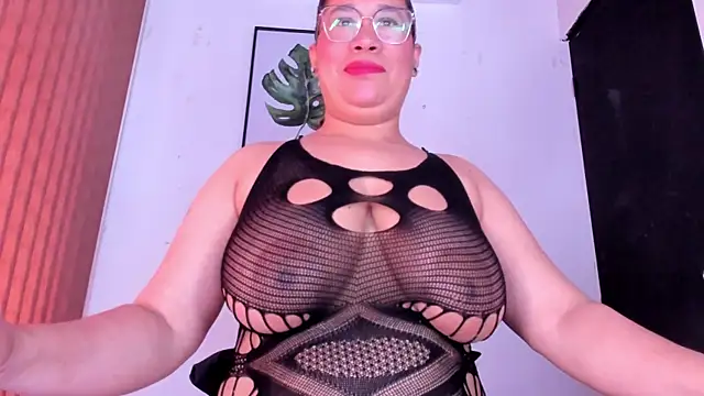 alondrabigtits online show from July 31, 1:12 pm