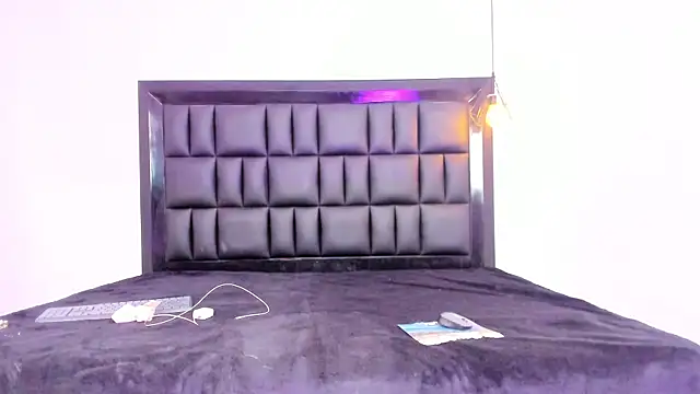 MIA SOPHIA1 online show from September 26, 5:38 am