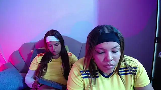 horny babyss online show from June 18, 4:47 am