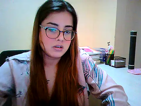 Snapshot of maliamiller chatting on September 22, 5:22 pm maliamiller online show from September 22, 5:22 pm