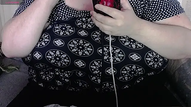 lisa Black00 online show from December 2, 8:48 am