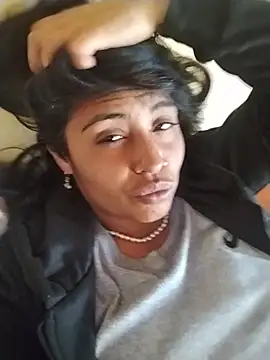 Aisha 09 online show from June 24, 9:25 pm