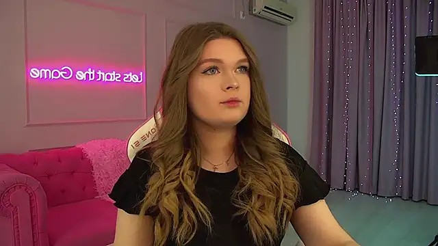 CrystalLyons online show from February 9, 6:21 pm