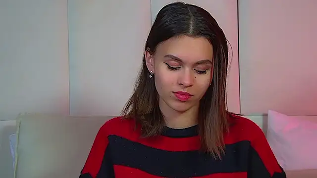 PollyLanders online show from February 8, 8:12 pm