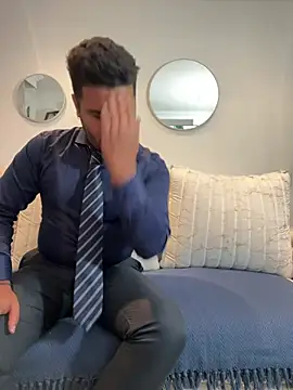 thiagowes online show from February 28, 3:39 am