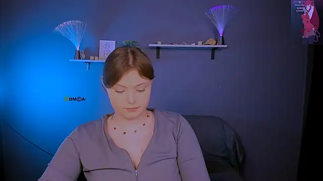 nikole kitt online show from December 20, 8:02 pm