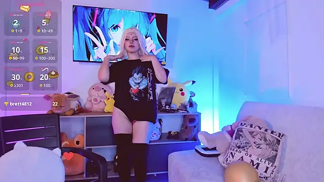 Lilith Asami online show from July 18, 10:18 am
