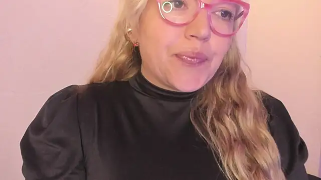 Naty Mature  online show from November 22, 8:55 pm