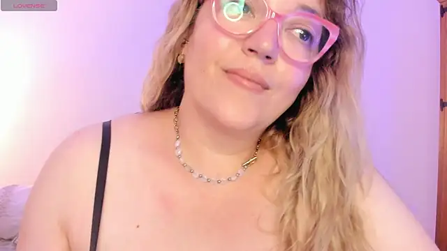 Naty Mature  online show from July 6, 5:04 pm