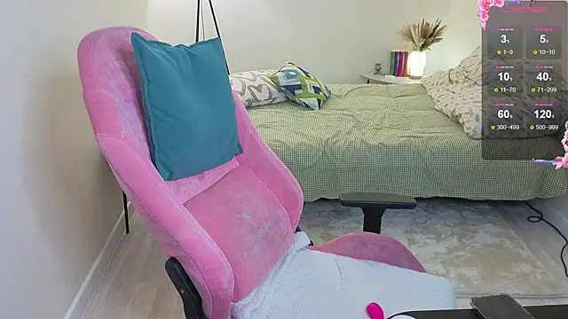 Lill Mary online show from October 21, 2:26 am