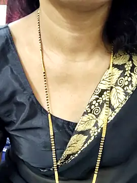 Snapshot of anuradha1432 chatting on September 19, 10:03 am anuradha1432 online show from September 19, 10:03 am
