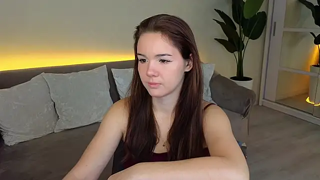 Snapshot of LindaRobertz chatting on September 21, 9:35 pm LindaRobertz online show from September 21, 9:35 pm