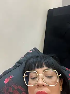 Hot beauty   online show from February 24, 7:29 am