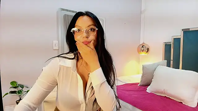 Zuzana21 online show from August 1, 1:35 pm