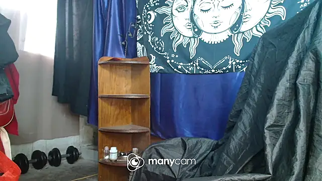 liriomilf online show from July 21, 10:10 pm