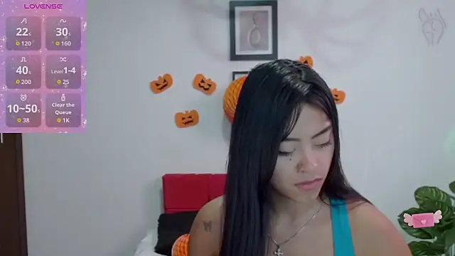 NatalyEscobar lx online show from October 24, 1:07 pm