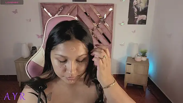 Diosa-afrodita online show from May 25, 7:57 pm