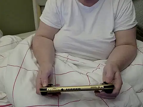 MarthaBriest online show from November 5, 3:56 am