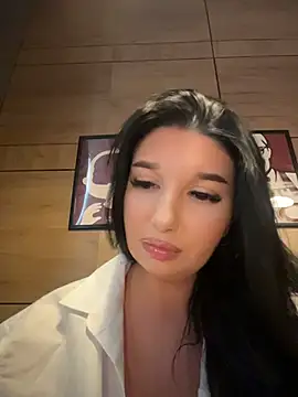 Tisha Busty online show from July 9, 1:13 pm