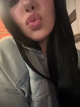 Tisha Busty online show from July 6, 3:03 pm