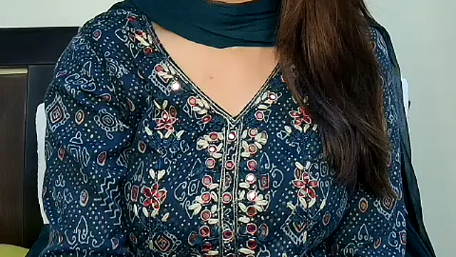 MIss-Naina online show from October 1, 8:19 am