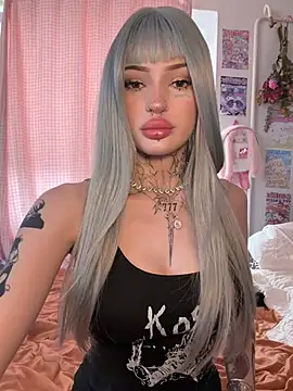 madelinexx online show from July 18, 10:29 am