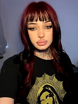 Snapshot of madelinexx chatting on October 12, 3:03 pm madelinexx online show from October 12, 3:03 pm