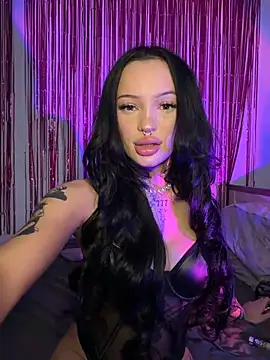 madelinexx online show from January 15, 8:20 am