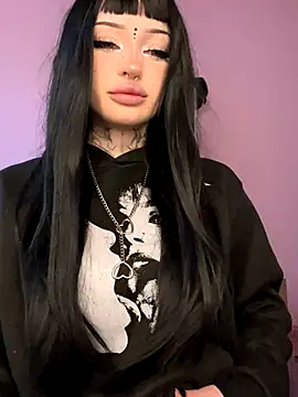 Snapshot of madelinexx chatting on September 14, 5:16 am madelinexx online show from September 14, 5:16 am