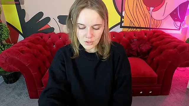 MaribelRiverr  online show from April 28, 5:22 am