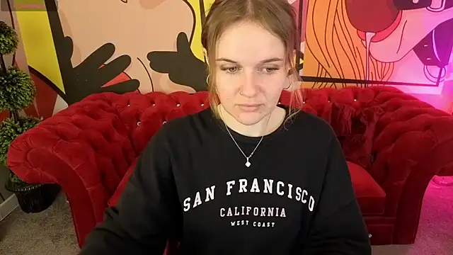 MaribelRiverr  online show from May 2, 5:44 am