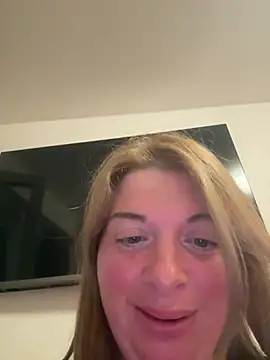 Lombada online show from July 13, 9:37 pm