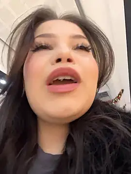 Chloe  Moon online show from January 18, 2:13 pm