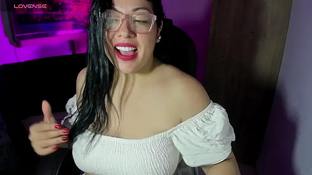 jessicarabbit 1 online show from June 15, 8:09 pm