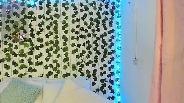 paulina delima   online show from October 25, 2:19 am