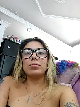Sweel Leyva18 online show from June 5, 8:37 pm